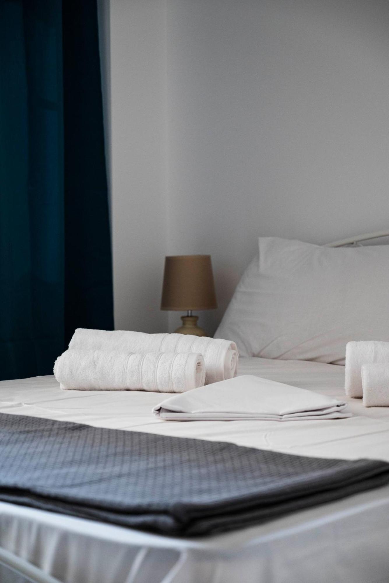 Sweet And Comfy 2bd Next To Metro And Archeological Museum *