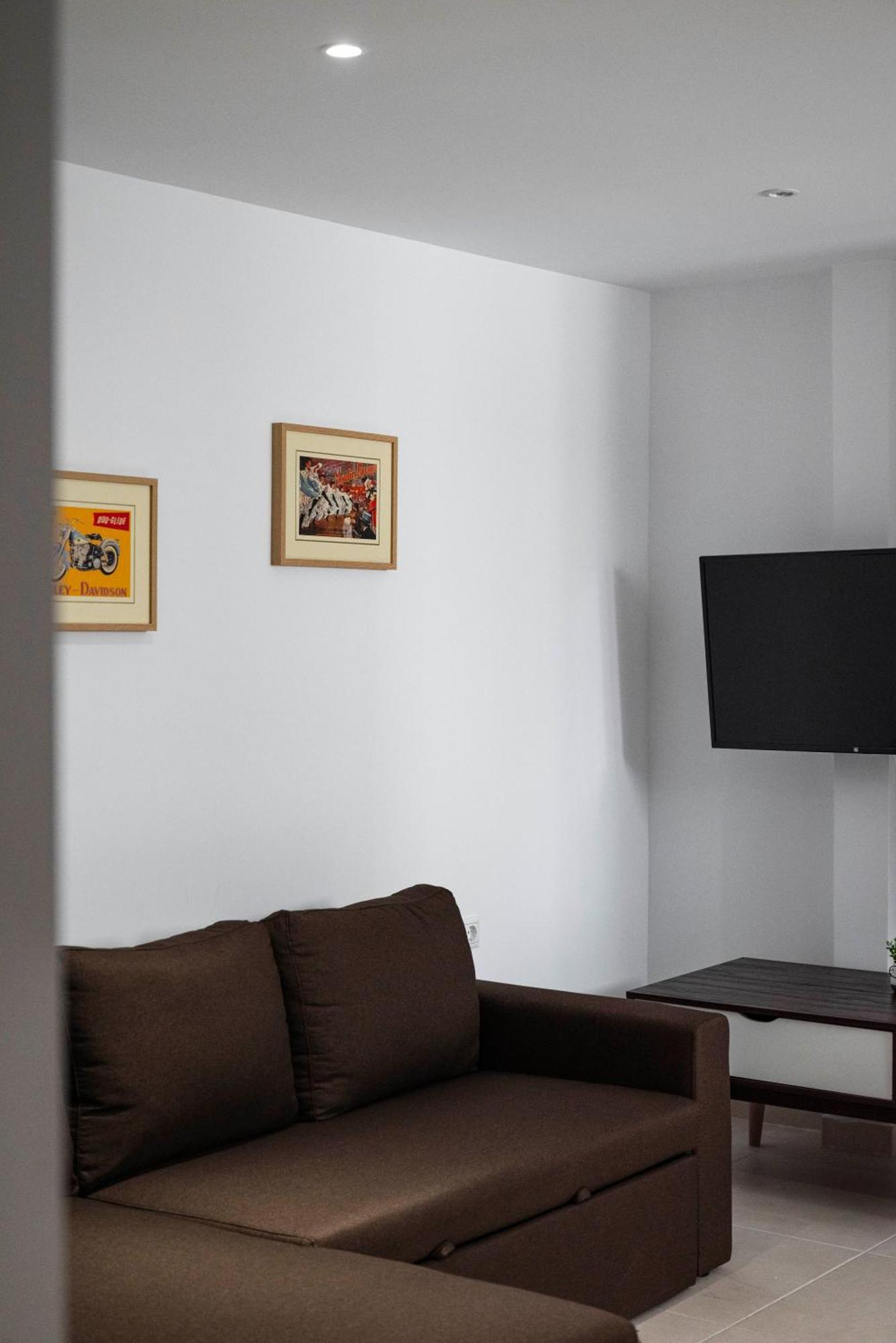 Sweet And Comfy 2bd Next To Metro And Archeological Museum Atenas