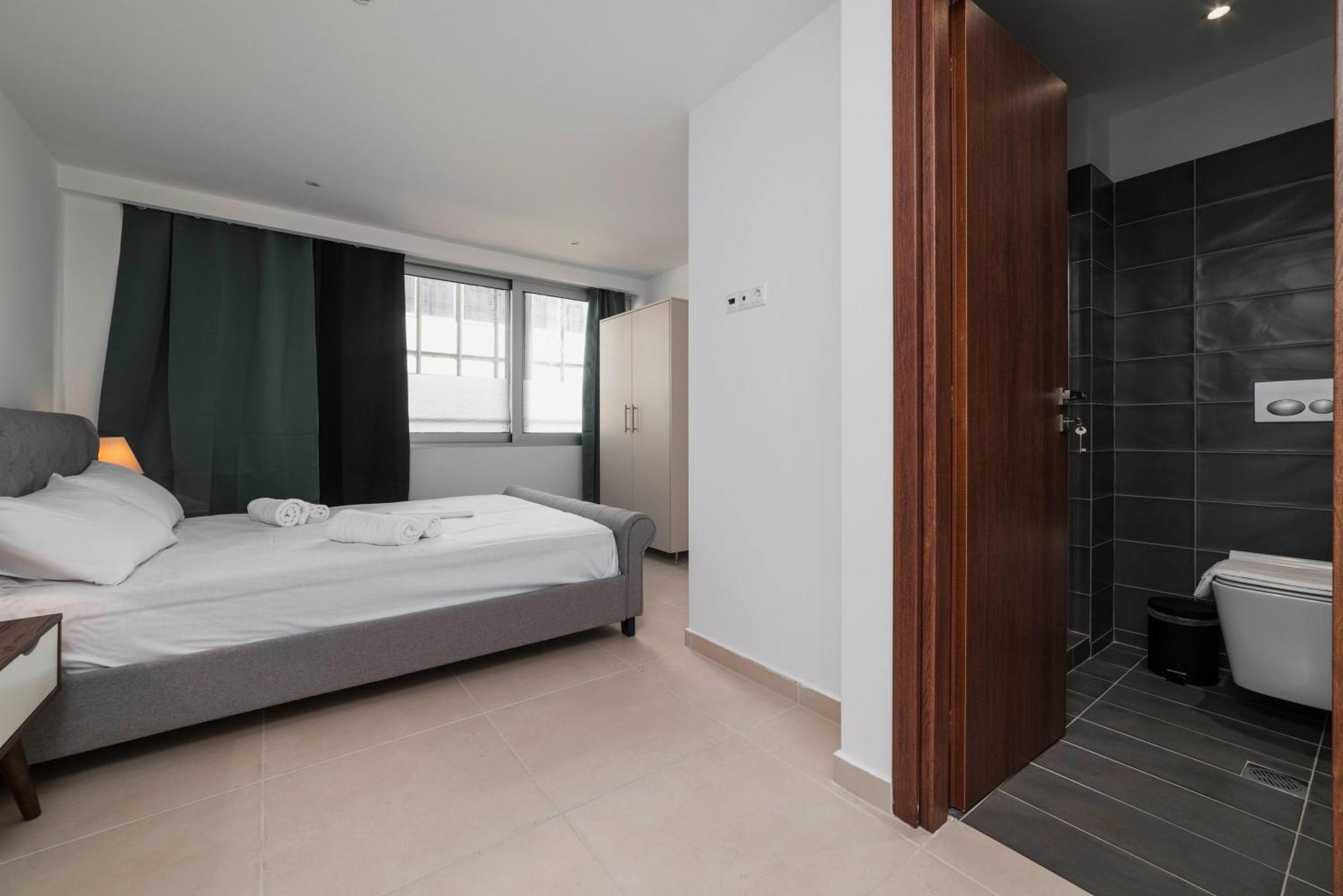 Sweet And Comfy 2bd Next To Metro And Archeological Museum Atenas